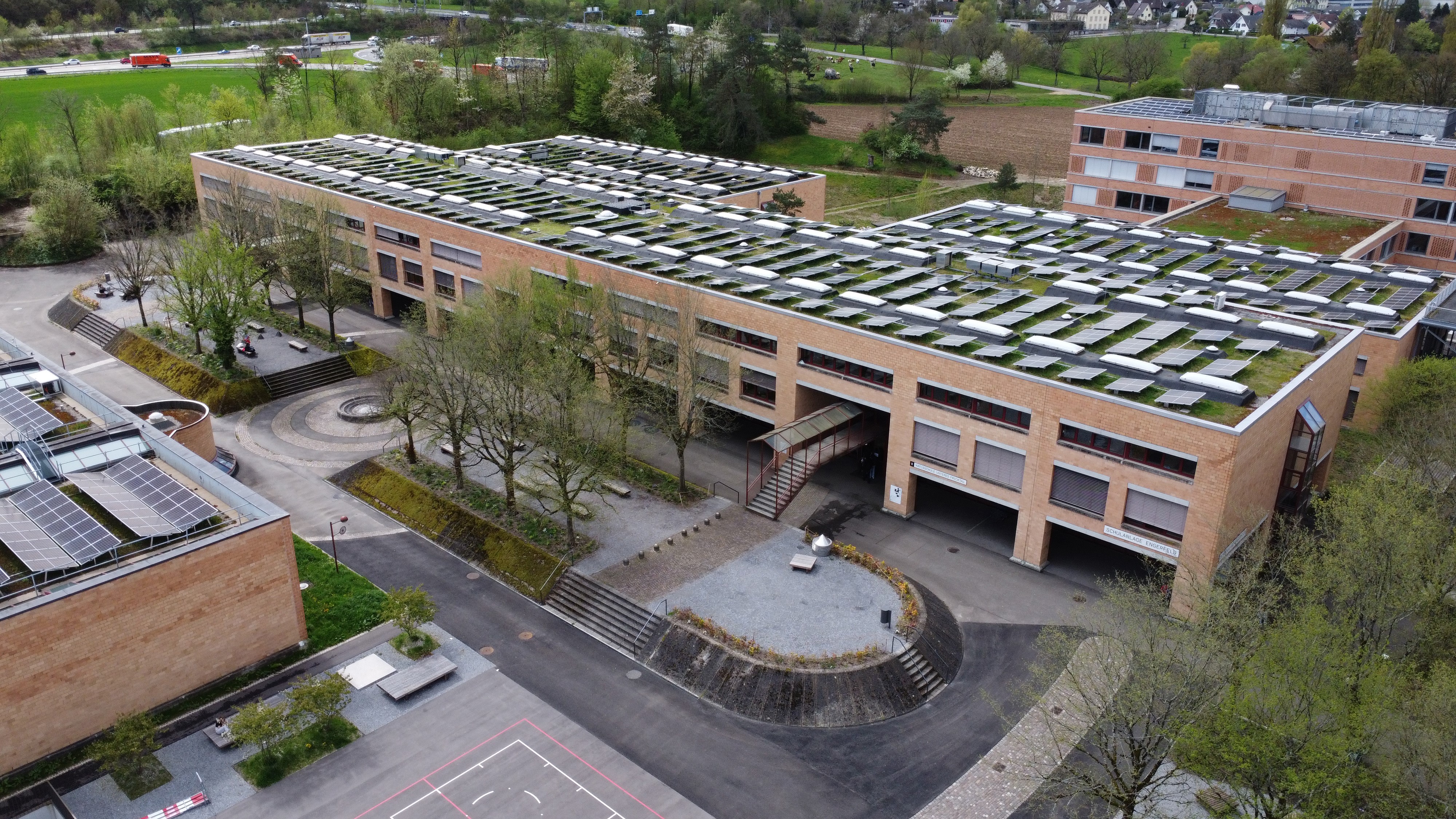 kuf - Kreisschule unteres Fricktal - Kreisschule Rheinfelden, Magden, Kaiseraugst, Olsberg, Mumpf, Obermumpf, Schupfart, Stein, Wallbach - Bezirksschule Rheinfelden - Sekundarschule Rheinfelden - RBK Rheinfelden - Realschule, Berufswahlschule, Kleinklassen Rheinfelden - Realschule & Sekundarschule Kaiseraugst - Mediothek Engerfeld - Sport Engerfeld - Schulsport - Schulsozialdienst - Aqua Terra by ZARAZ - kuf - District School of Lower Fricktal - District School of Rheinfelden, Magden, Kaiseraugst, Olsberg, Mumpf, Obermumpf, Schupfart, Stein, Wallbach - District School Rheinfelden - Secondary School Rheinfelden - RBK Rheinfelden - Realschule, Vocational School, Small Classes Rheinfelden - Realschule & Secondary School Kaiseraugst - Media Center Engerfeld - Sports Engerfeld - School Sports - School Social Services - Aqua Terra by ZARAZ