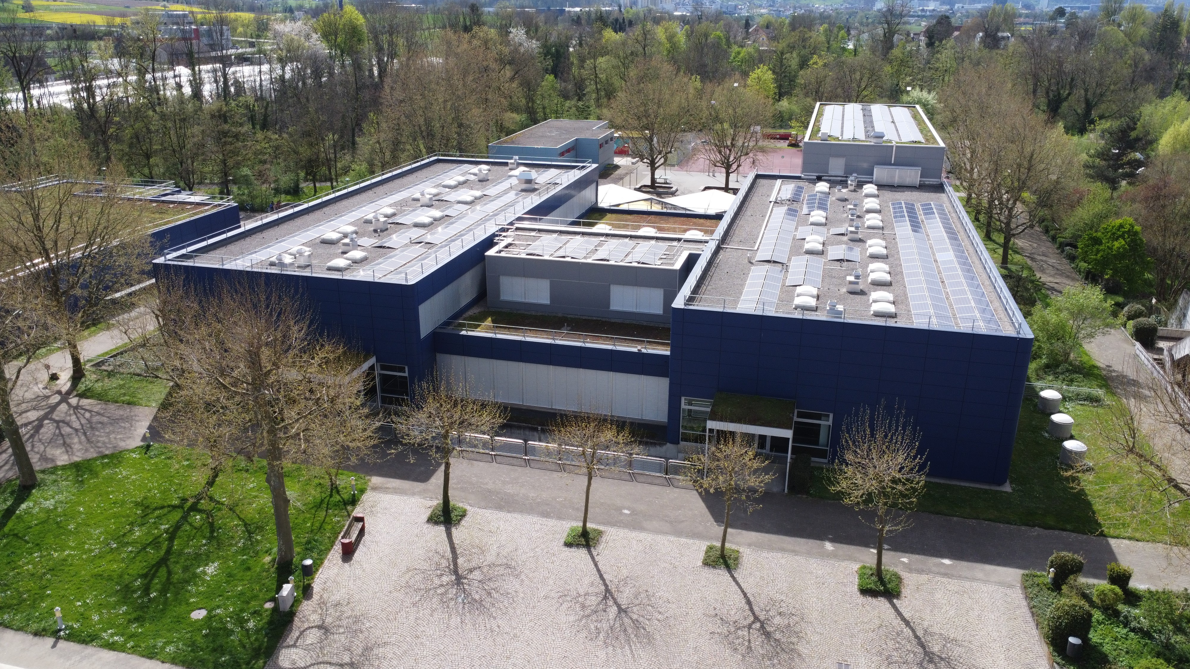 kuf - Kreisschule unteres Fricktal - Kreisschule Rheinfelden, Magden, Kaiseraugst, Olsberg, Mumpf, Obermumpf, Schupfart, Stein, Wallbach - Bezirksschule Rheinfelden - Sekundarschule Rheinfelden - RBK Rheinfelden - Realschule, Berufswahlschule, Kleinklassen Rheinfelden - Realschule & Sekundarschule Kaiseraugst - Mediothek Engerfeld - Sport Engerfeld - Schulsport - Schulsozialdienst - Aqua Terra by ZARAZ - kuf - District School of Lower Fricktal - District School of Rheinfelden, Magden, Kaiseraugst, Olsberg, Mumpf, Obermumpf, Schupfart, Stein, Wallbach - District School Rheinfelden - Secondary School Rheinfelden - RBK Rheinfelden - Realschule, Vocational School, Small Classes Rheinfelden - Realschule & Secondary School Kaiseraugst - Media Center Engerfeld - Sports Engerfeld - School Sports - School Social Services - Aqua Terra by ZARAZ